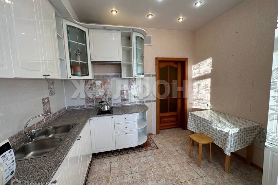 Продаётся 1-комнатная квартира, 39.3 м²