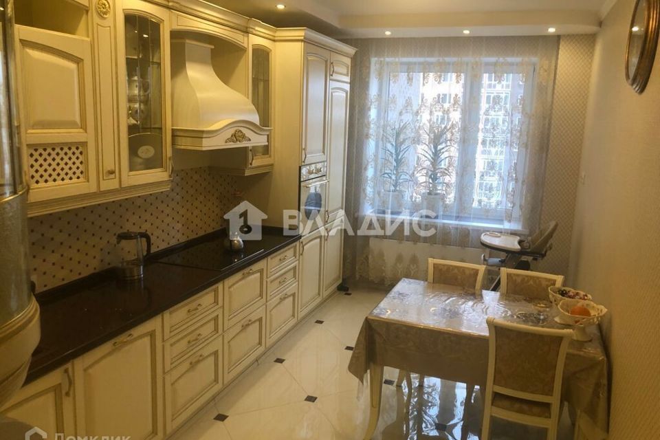 Продаётся 2-комнатная квартира, 60 м²
