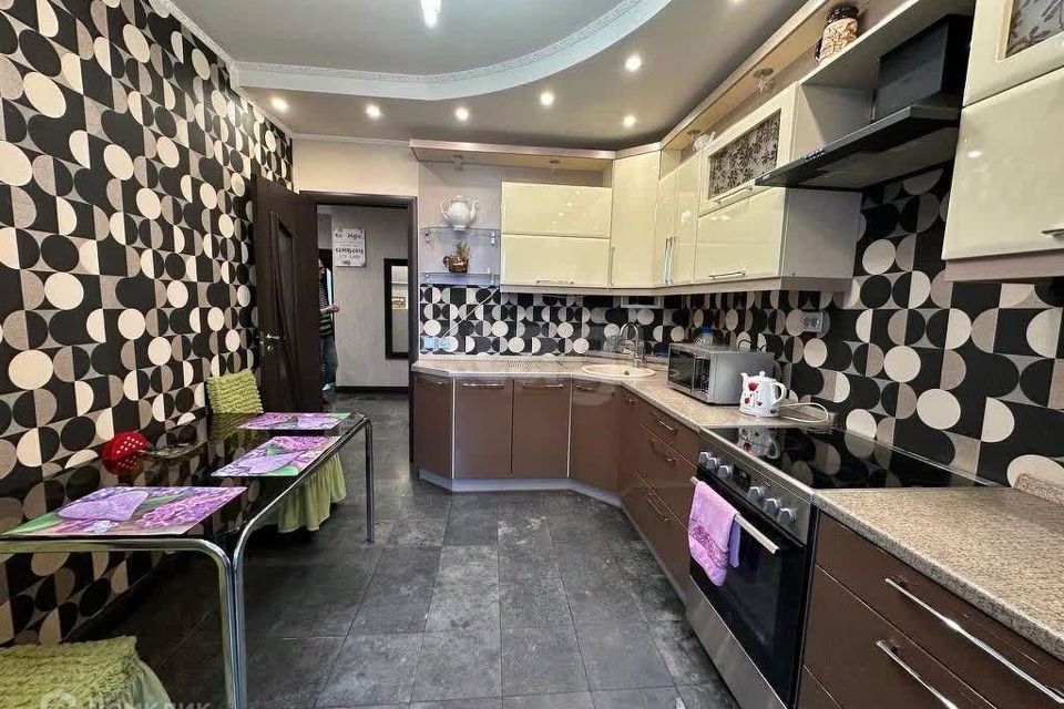 Сдаётся 2-комнатная квартира, 58.5 м²