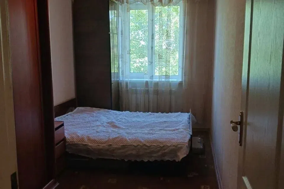 Продаётся 3-комнатная квартира, 53.5 м²
