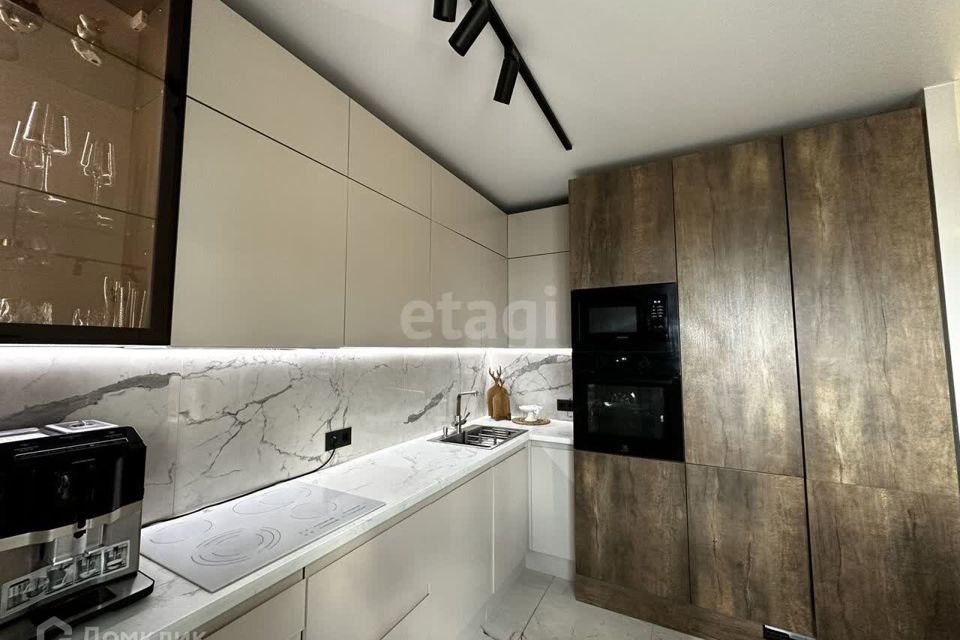 Продаётся 3-комнатная квартира, 85 м²