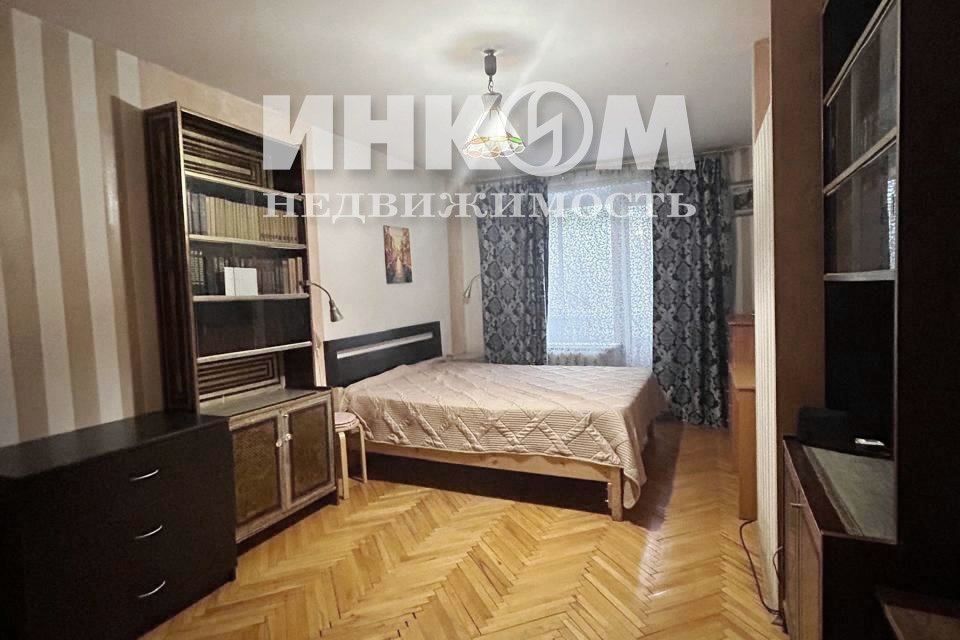 Сдаётся 1-комнатная квартира, 43 м²