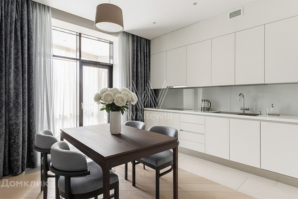 Сдаётся 2-комнатная квартира, 76 м²