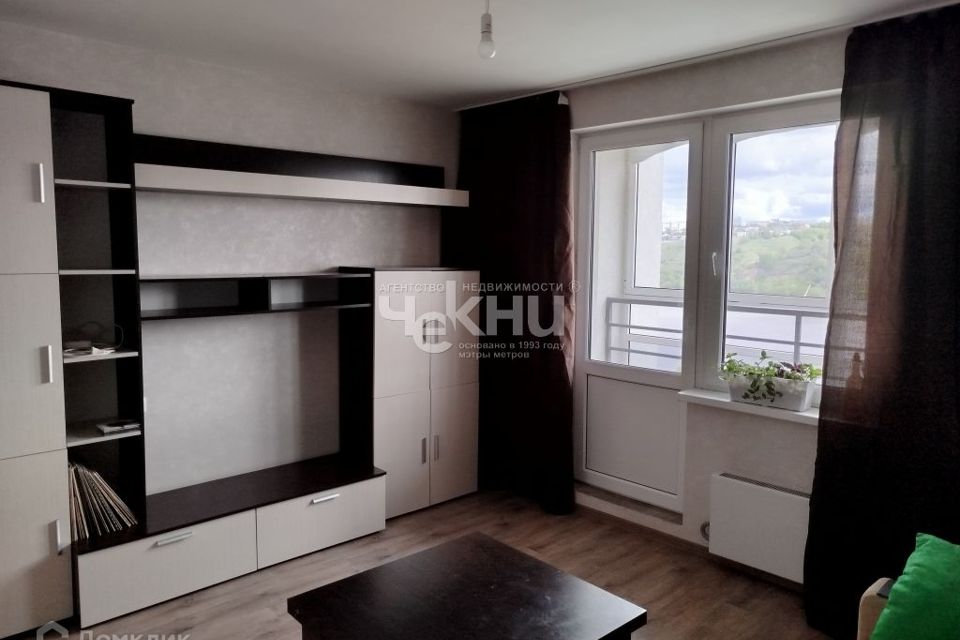 Сдаётся 2-комнатная квартира, 56 м²
