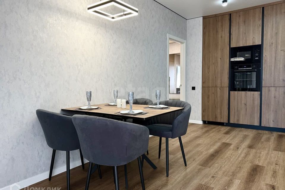 Продаётся 2-комнатная квартира, 68.1 м²
