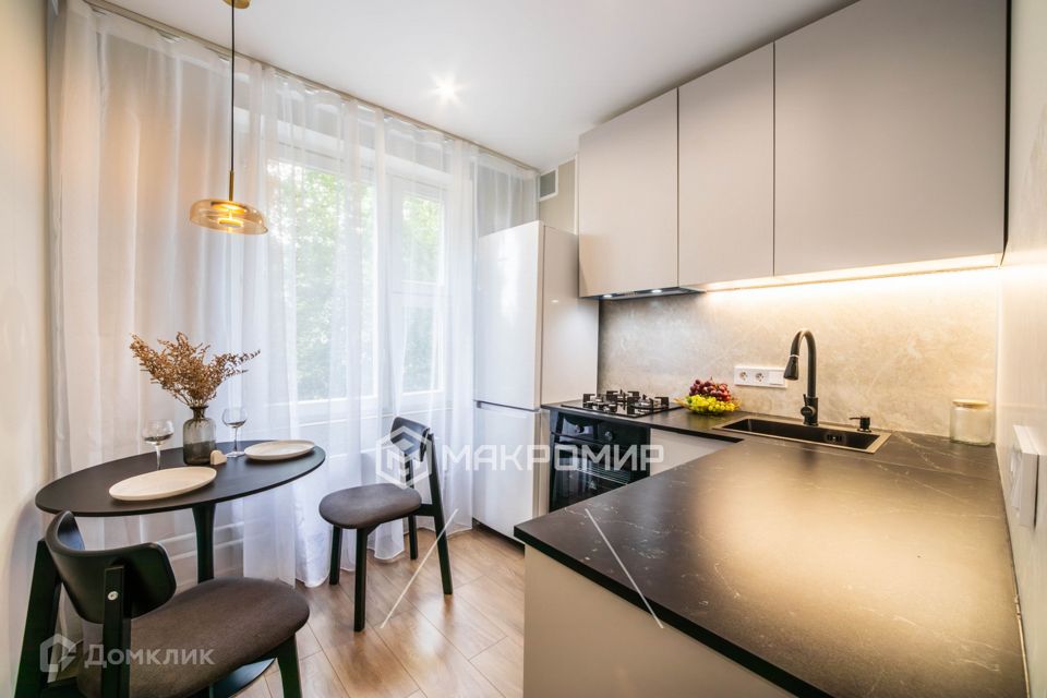 Продаётся 2-комнатная квартира, 49.2 м²