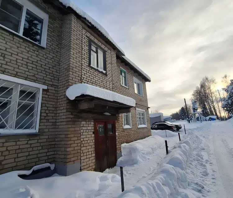 Продаётся 3-комнатная квартира, 50.4 м²