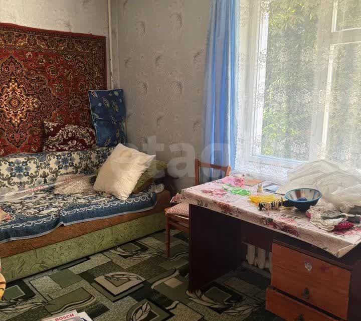 Продаётся 3-комнатная квартира, 50.7 м²