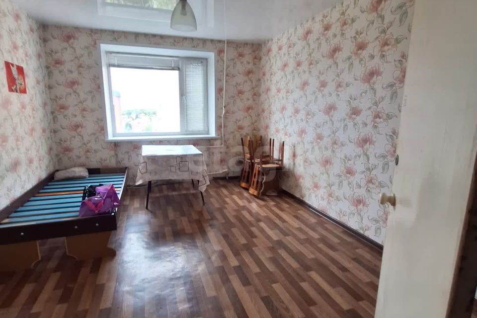 Продаётся комната в 1-комн. квартире, 14.2 м²