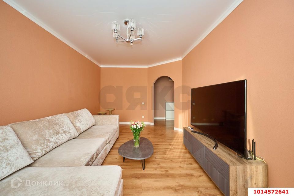 Продаётся 2-комнатная квартира, 77 м²