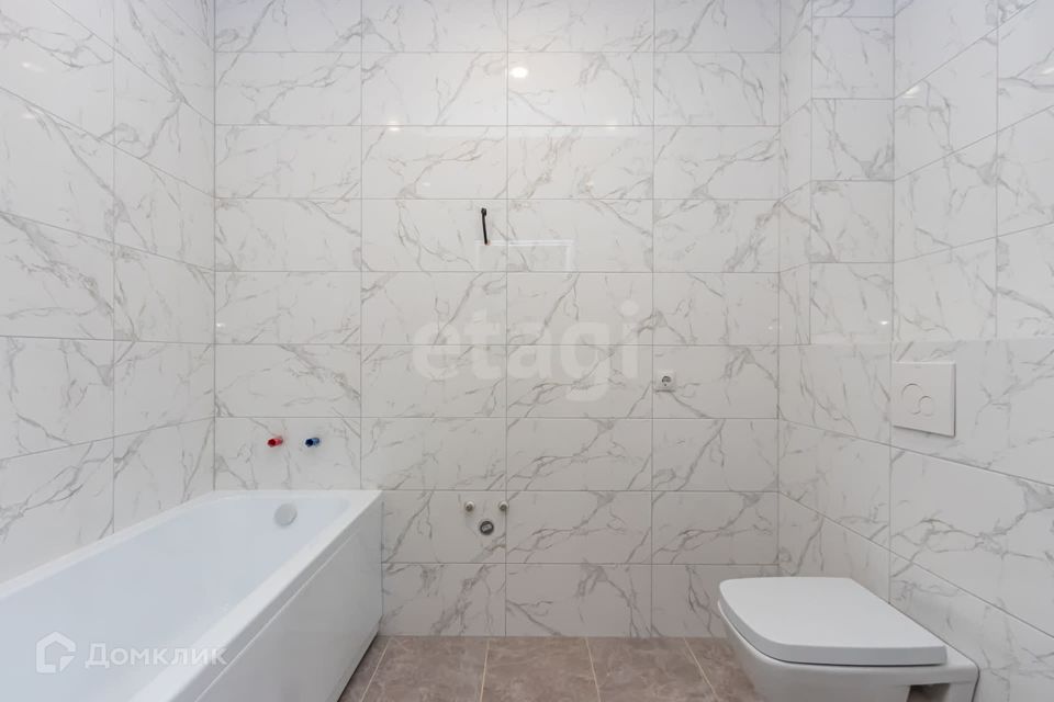 Продаётся 1-комнатная квартира, 40.6 м²