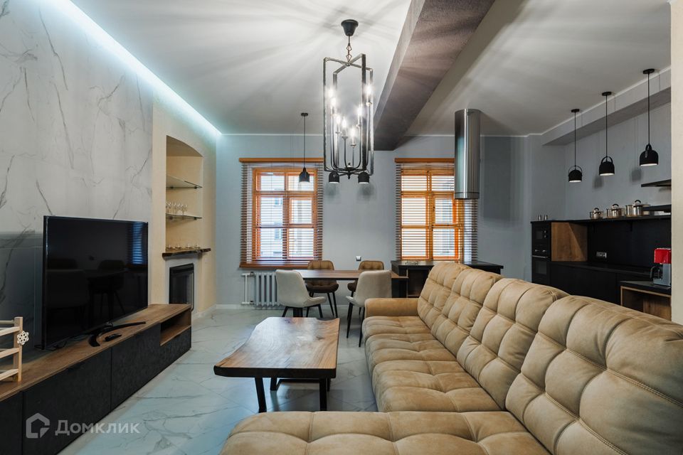 Сдаётся 3-комнатная квартира, 112 м²