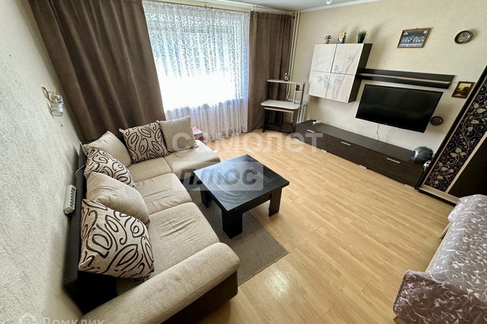 Продаётся 1-комнатная квартира, 43 м²