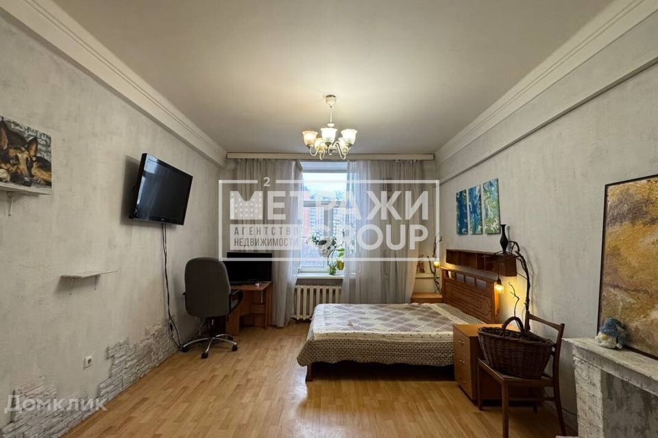 Продаётся 1-комнатная квартира, 42 м²