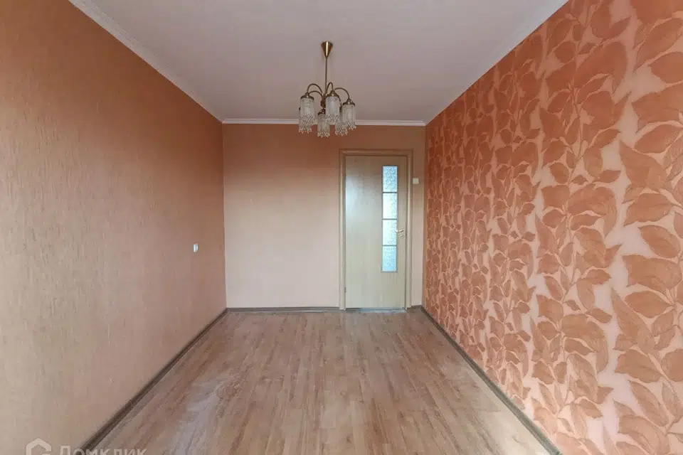 Продаётся 4-комнатная квартира, 80 м²