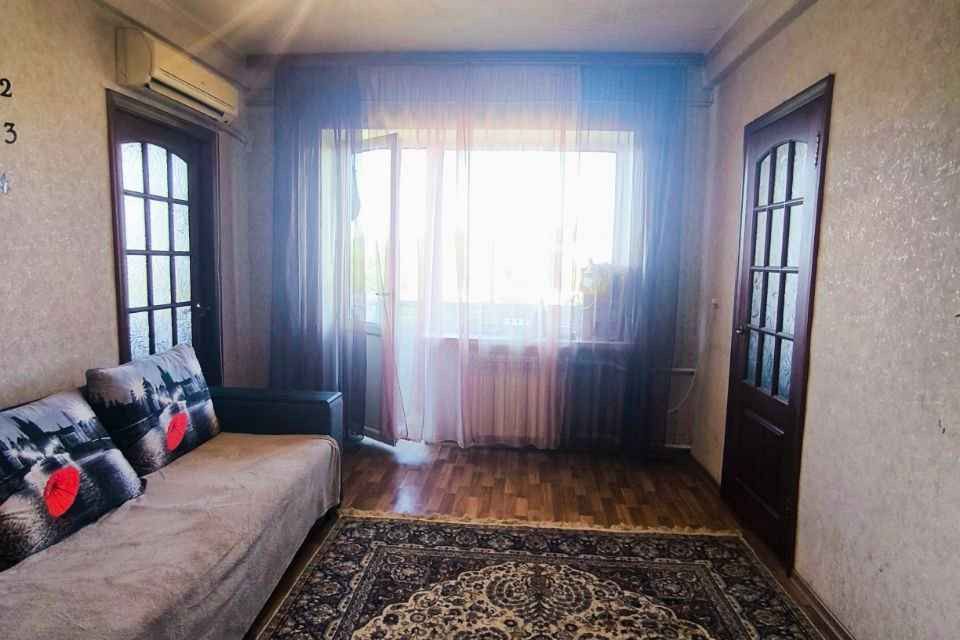 Продаётся 3-комнатная квартира, 40.5 м²