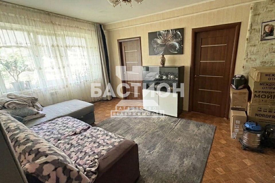 Продаётся 3-комнатная квартира, 48 м²