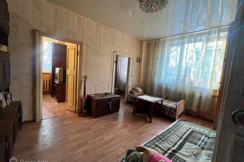 Продаётся 3-комнатная квартира, 38.9 м²