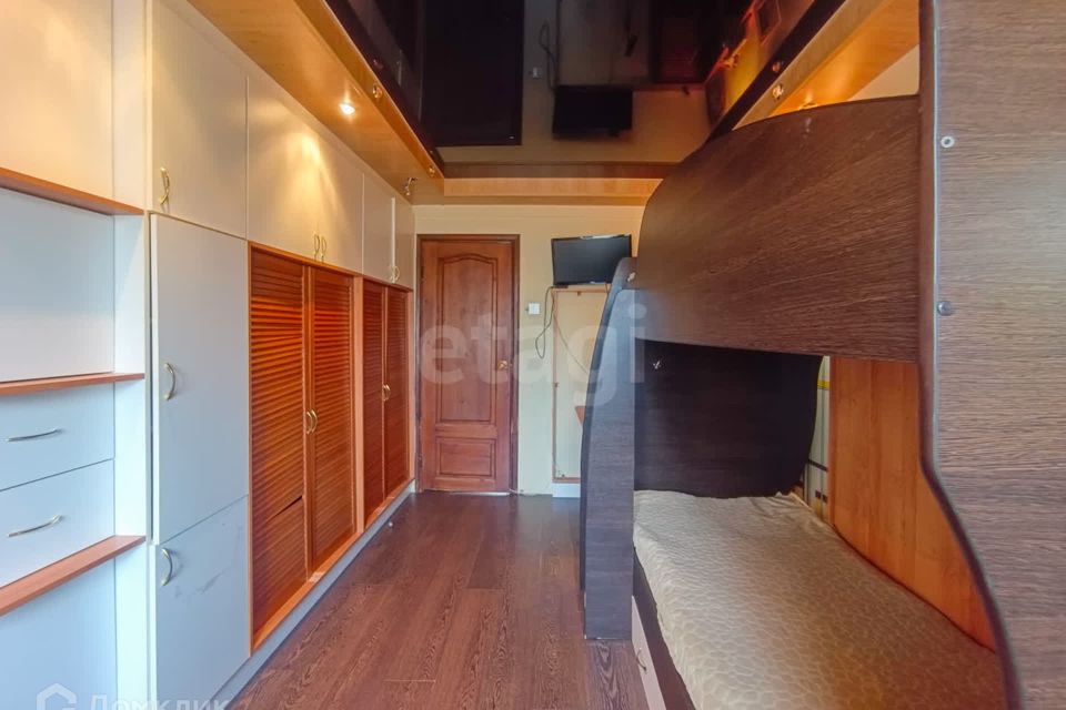Продаётся 3-комнатная квартира, 64 м²