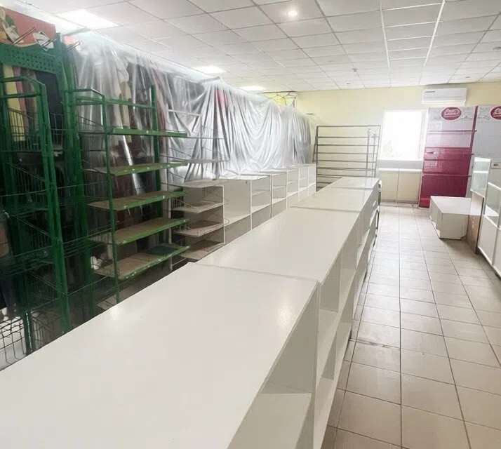 Сдаётся торговое помещение, 87.7 м²