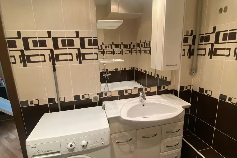 Продаётся 2-комнатная квартира, 61.6 м²