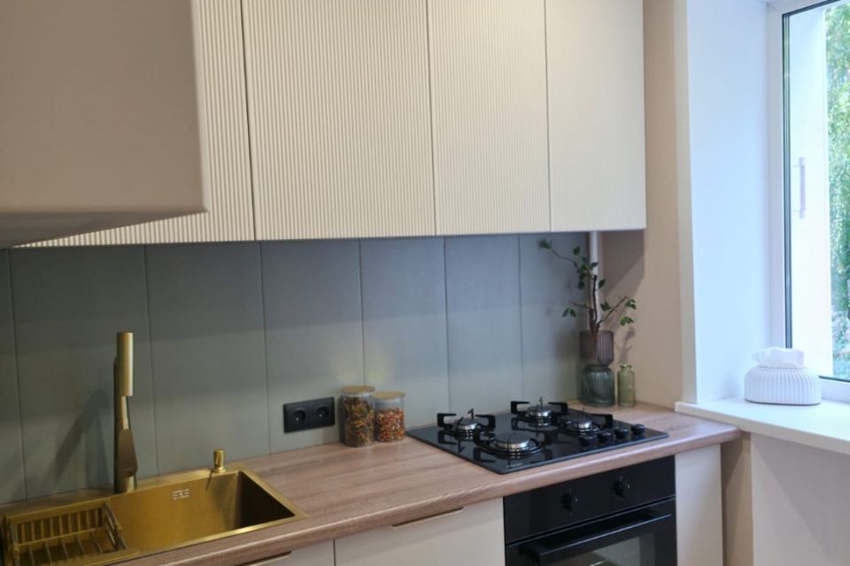 Продаётся 3-комнатная квартира, 57 м²