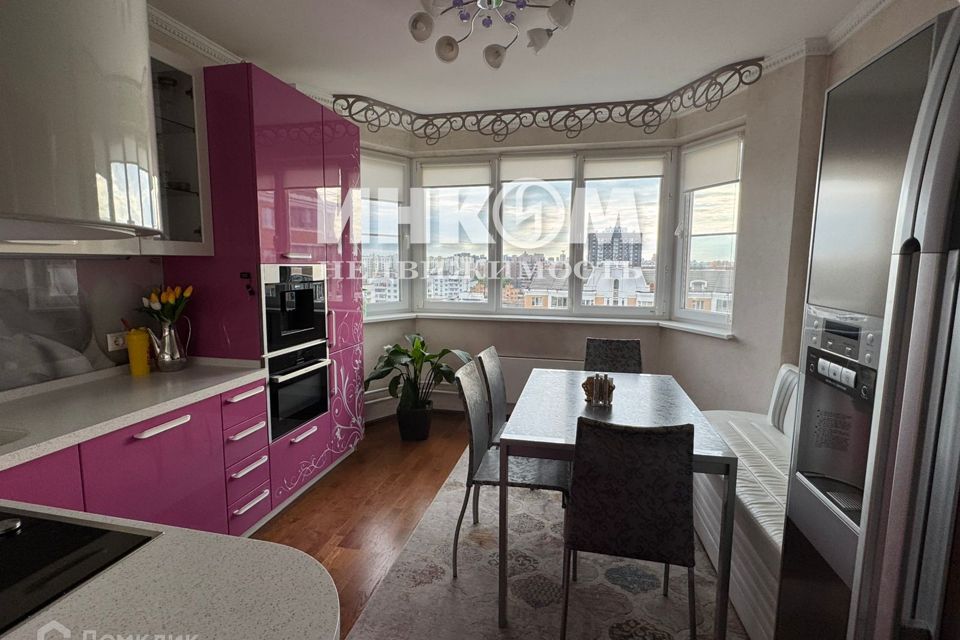 Продаётся 3-комнатная квартира, 76 м²