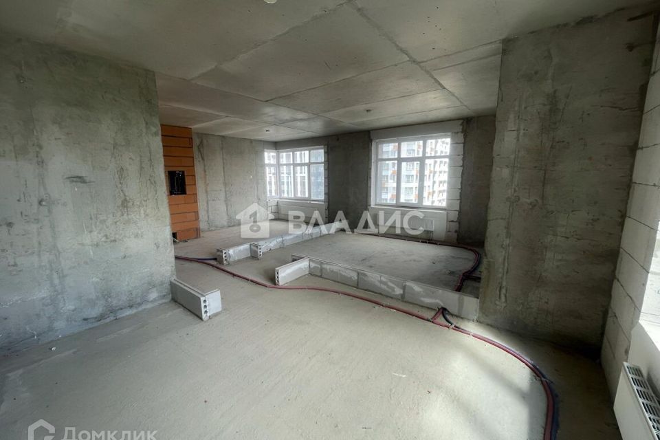 Продаётся 2-комнатная квартира, 61.6 м²