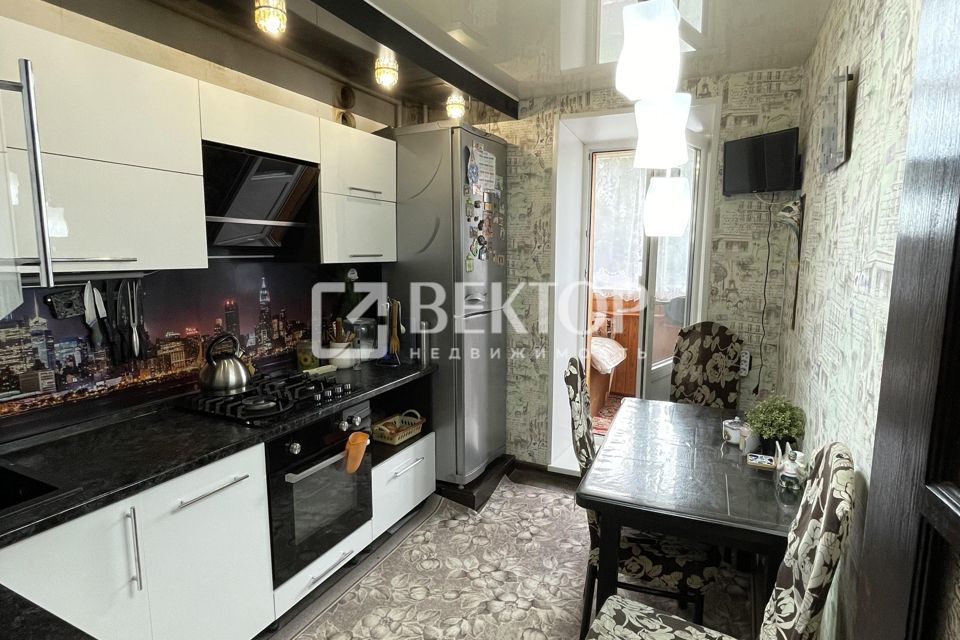 Продаётся 3-комнатная квартира, 58.9 м²