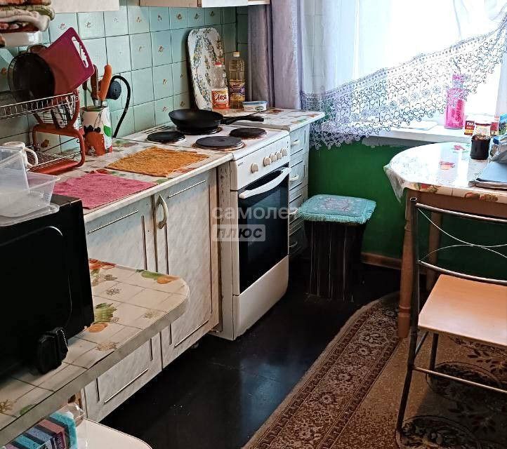 Продаётся 4-комнатная квартира, 74 м²