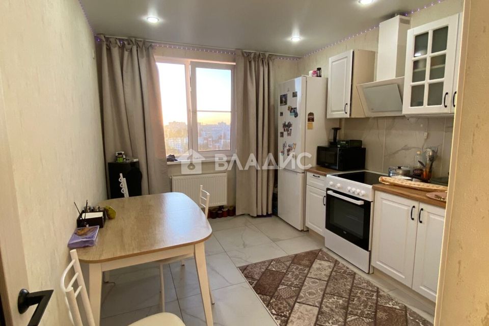 Продаётся 1-комнатная квартира, 36.7 м²