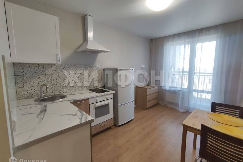 Продаётся 1-комнатная квартира, 38 м²