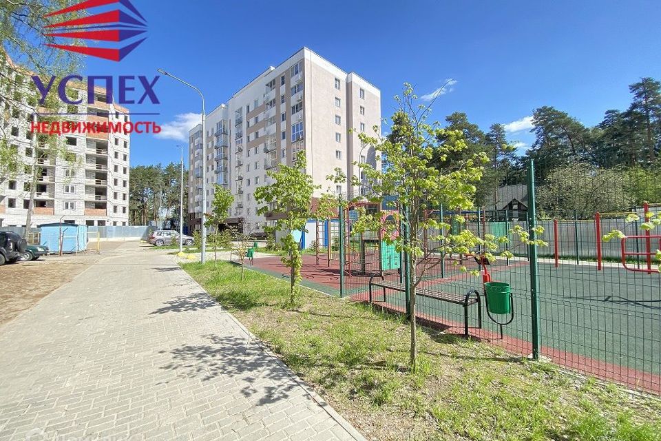 Продаётся 1-комнатная квартира, 42.2 м²