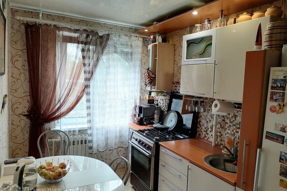 Продаётся 3-комнатная квартира, 63.3 м²