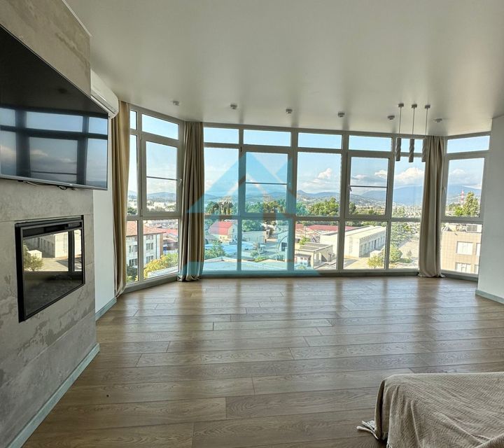 Продаётся 4-комнатная квартира, 103 м²
