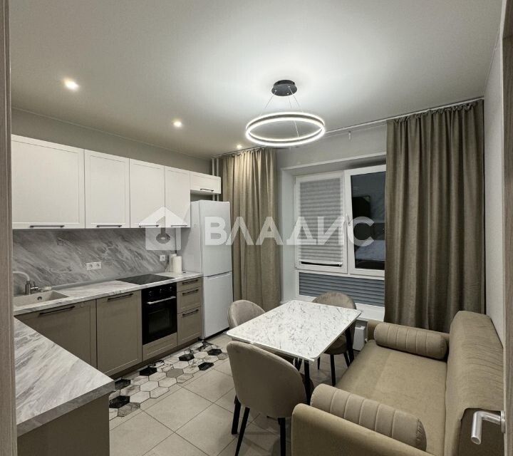 Сдаётся 2-комнатная квартира, 55 м²