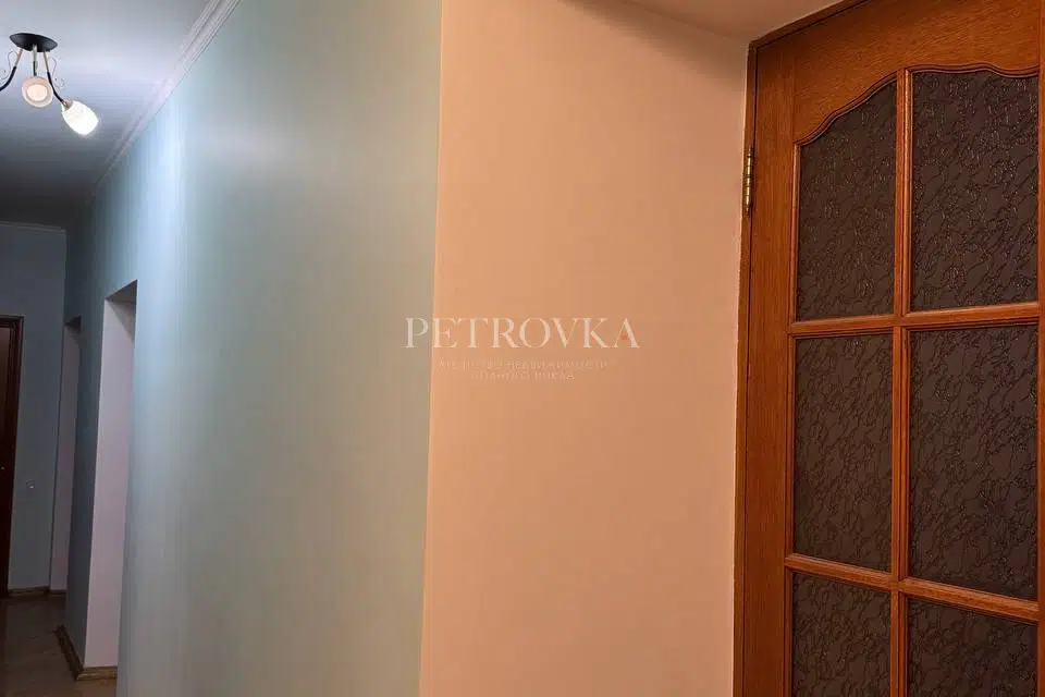 Продаётся 5-комнатная квартира, 120 м²