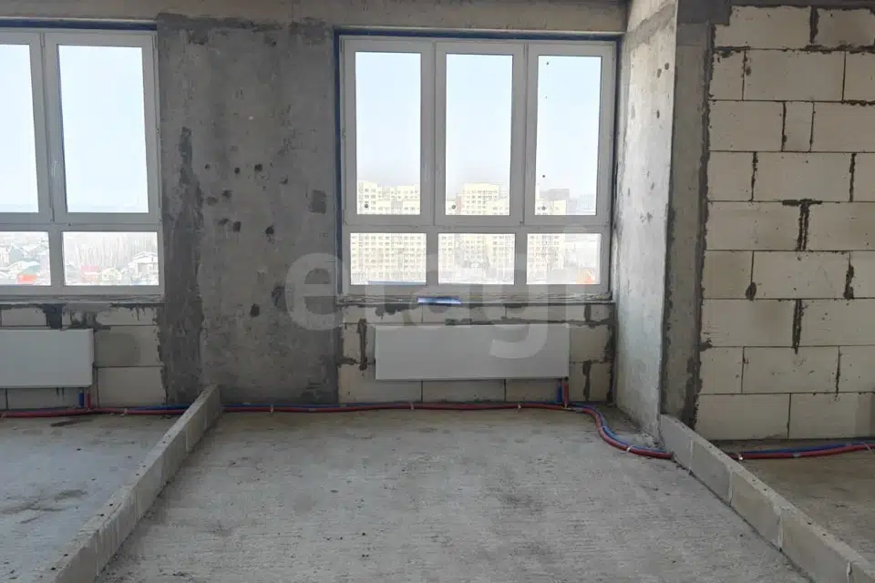 Продаётся 4-комнатная квартира, 86 м²