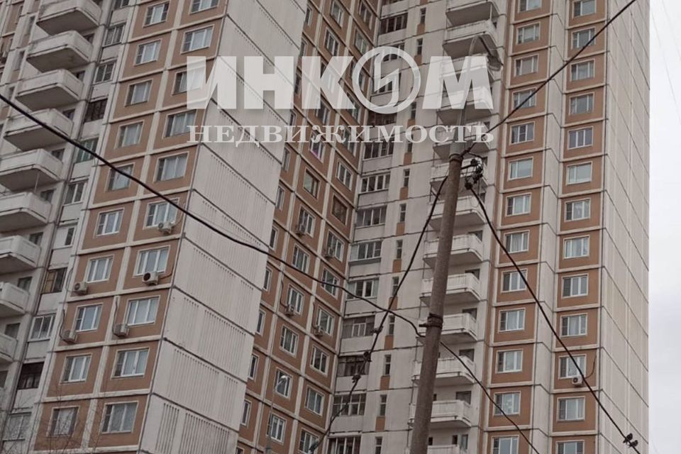 Продаётся 4-комнатная квартира, 100 м²