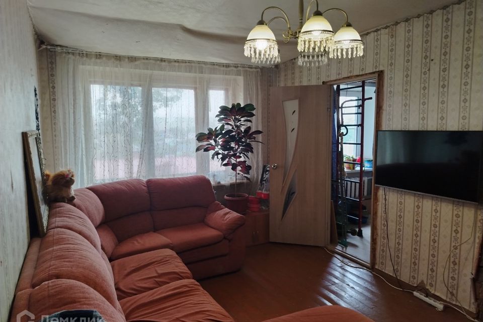 Продаётся 4-комнатная квартира, 61 м²