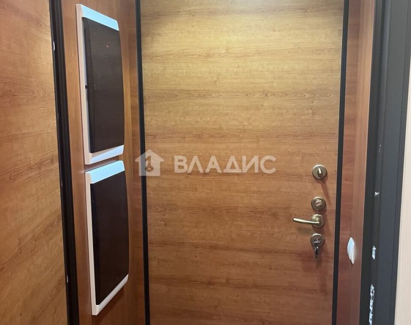 Продаётся 2-комнатная квартира, 100 м²