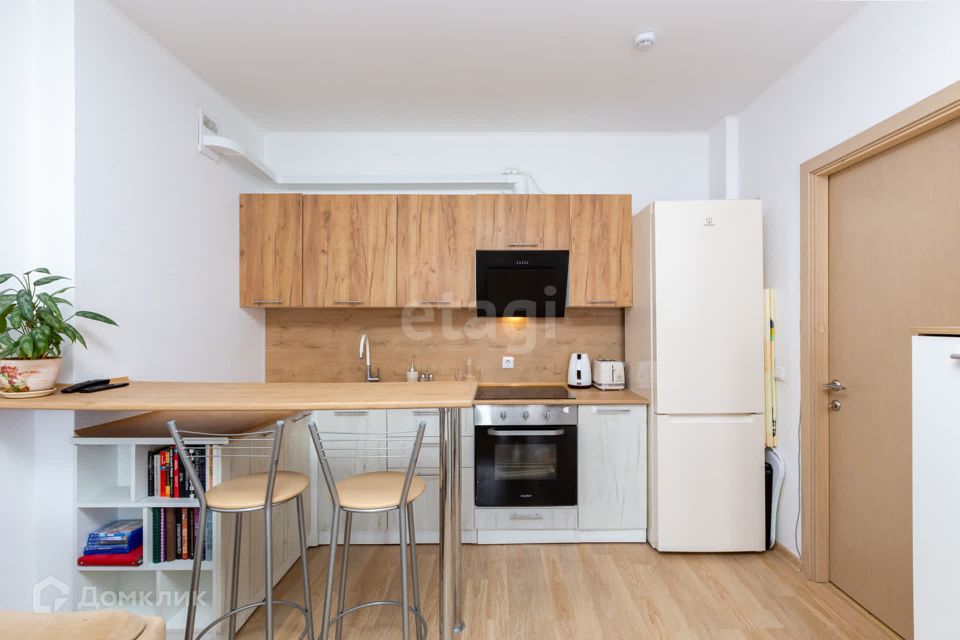 Продаётся 2-комнатная квартира, 61.1 м²