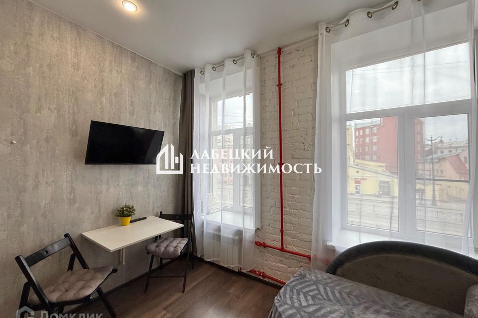 Продаётся 6-комнатная квартира, 106.7 м²