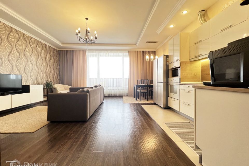 Продаётся 3-комнатная квартира, 93.2 м²