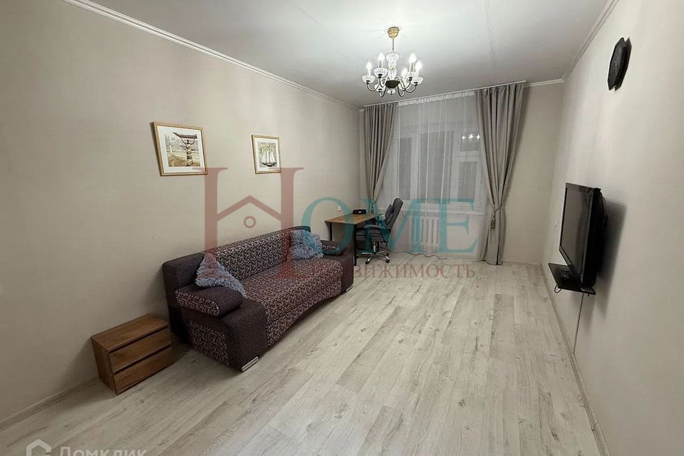 Сдаётся 1-комнатная квартира, 43 м²