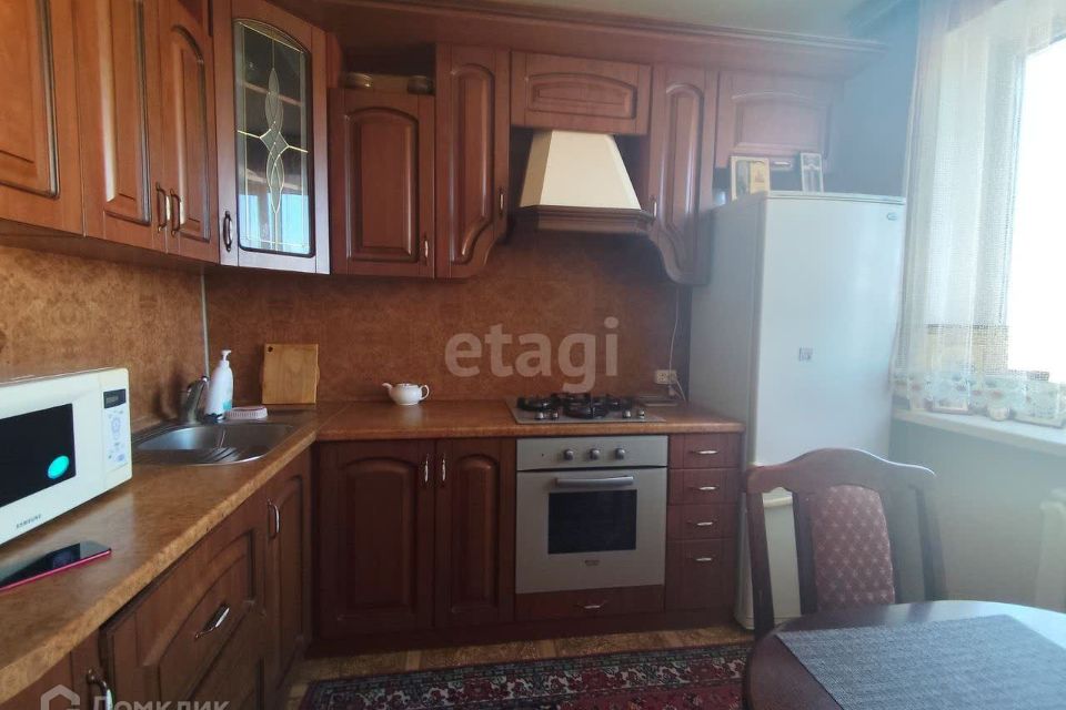 Продаётся 3-комнатная квартира, 63 м²