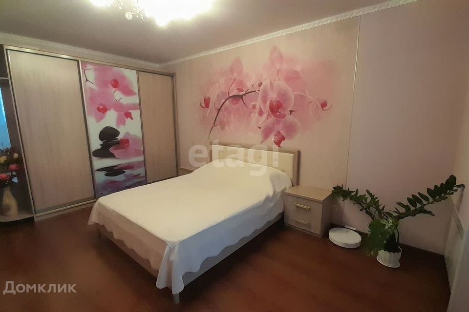 Продаётся 2-комнатная квартира, 65.5 м²