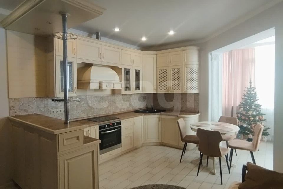 Продаётся 2-комнатная квартира, 71.4 м²