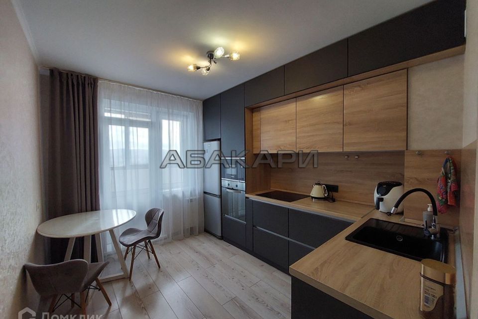 Сдаётся 1-комнатная квартира, 43 м²