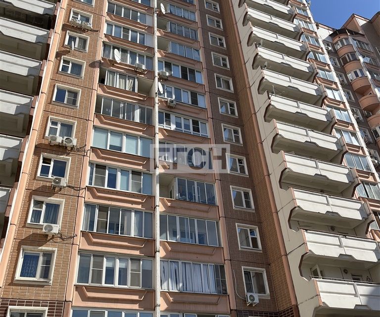 Продаётся 2-комнатная квартира, 57 м²